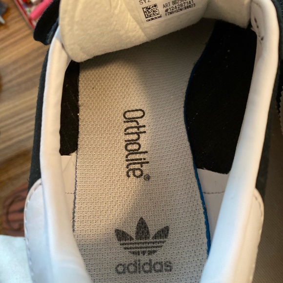 Adidas Gazelle Black - Women's 5 - EUC - Picture 8 of 12